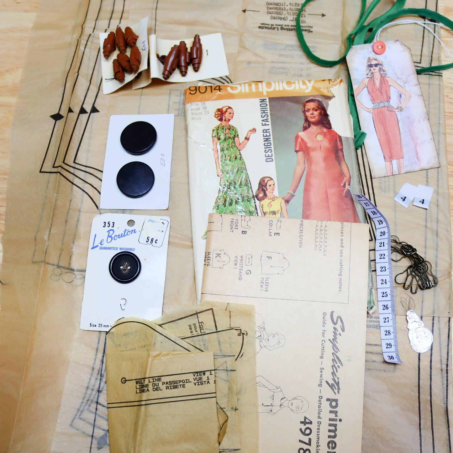 Sewing Notion Collage Ephemera Pack