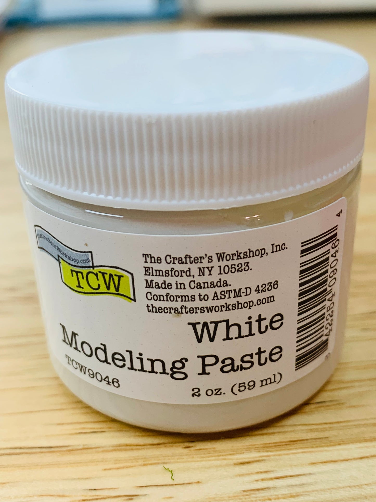 TCW White Modeling Paste